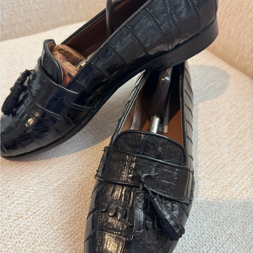 Elegant Black Genuine Crocodile Loafers - Picture 1 of 6